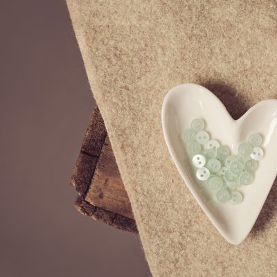 10 Tiny Doll Buttons - Sea Green