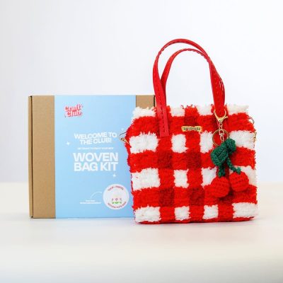 Gingham Red Woven Handbag Kit