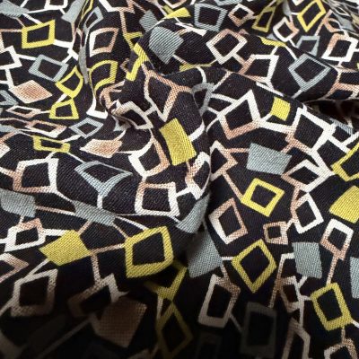 Small Scale Geometric Viscose Twill