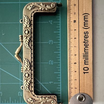 Various Sale Assorted Sized Metal Purse Frames