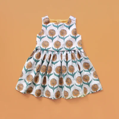 Daisy Dress Pattern by Oh Me Oh My