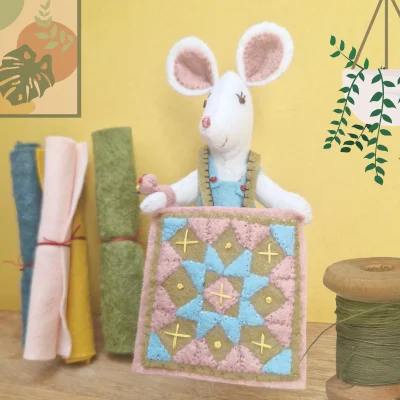 Little Mouse makes a Quilt, Corrinne Lapierre